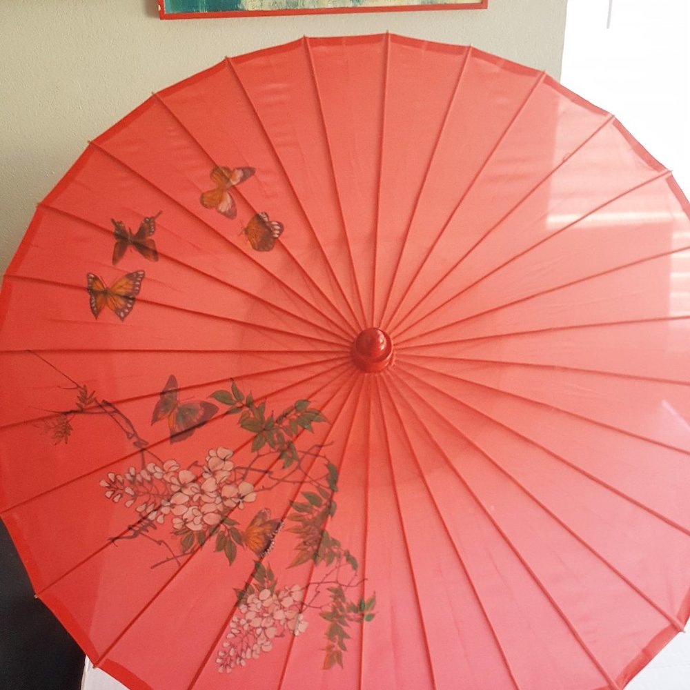 Chinese Umbrella 32" MINT Red FLORAL Nylon